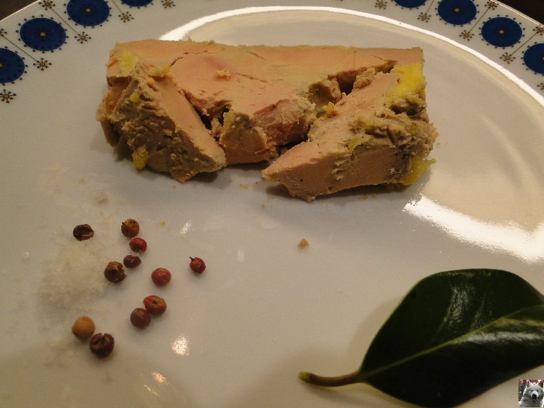 La terrine de foie gras de canard mi-cuit de Sylviane - 22 décembre 2010 0020